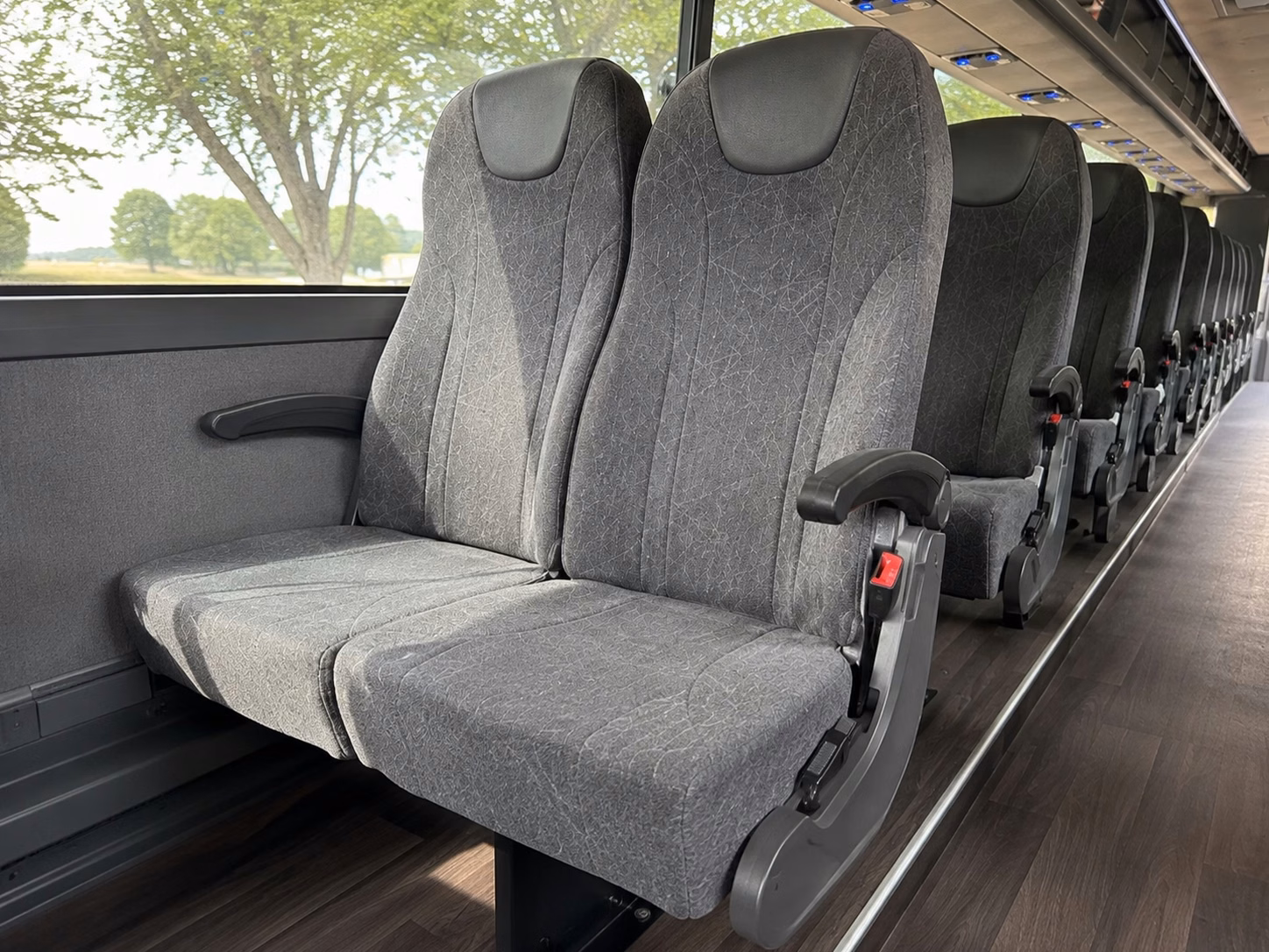 how bus type changes charter bus prices in little rock arkansas