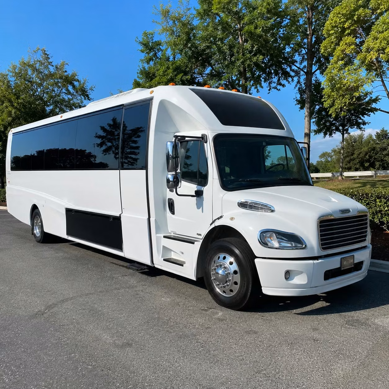 little rock party buses make prom night unforgettable before you even arrive