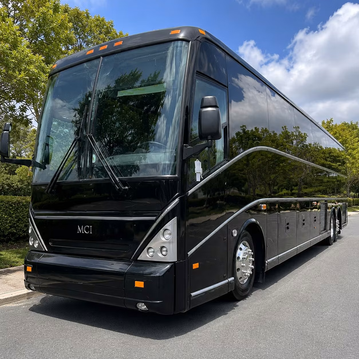 little rock wedding special event shuttle bus rentals