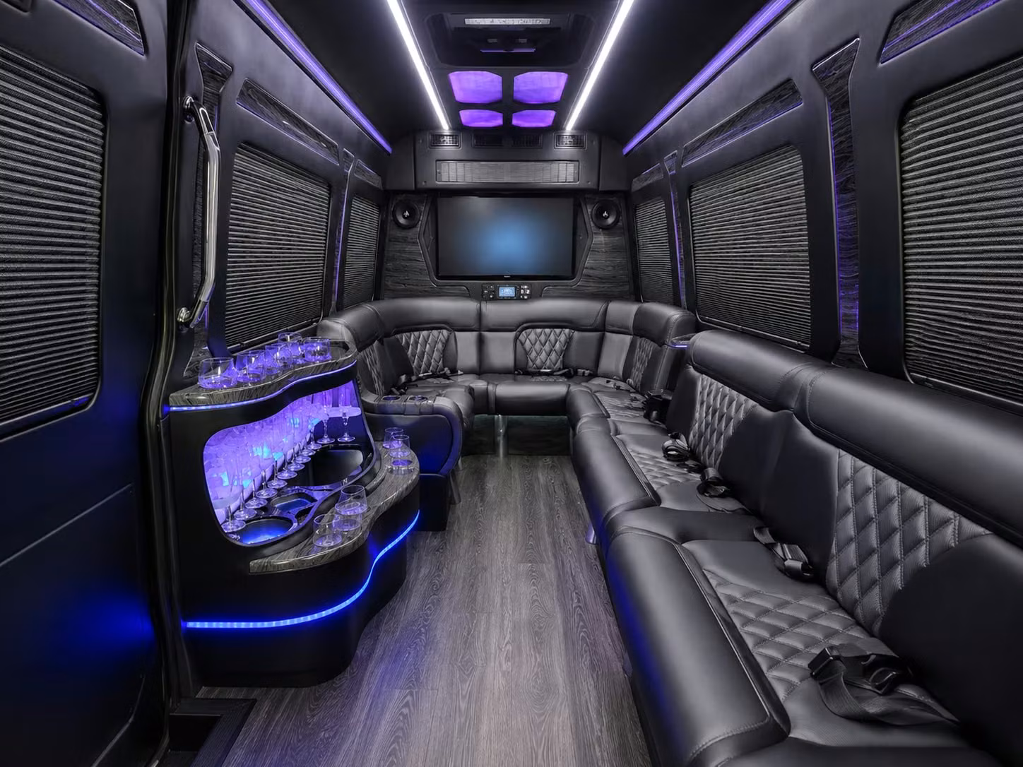 we help you compare school field trip bus rentals in little rock